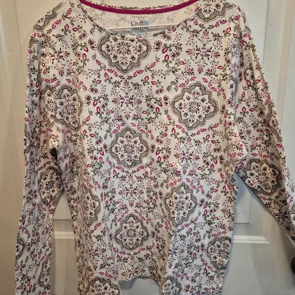 Croft & Barrow Long-Sleeve T-Shirt; Pure Cotton; Women's Sz Large; EUC - Picture 1 of 5